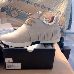 Shu Shop PEPA Fringe Sneakers